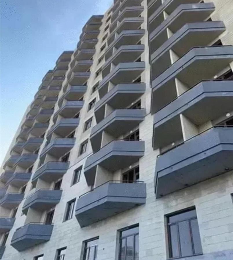 Beautiful Apartment With 3 Balconies In The Center Of יירבאן מראה חיצוני תמונה