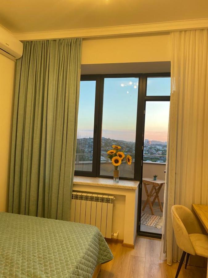 Beautiful Apartment With 3 Balconies In The Center Of יירבאן מראה חיצוני תמונה